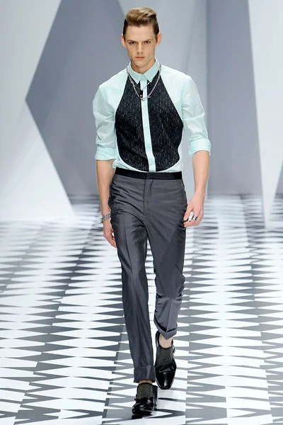 Look 6
